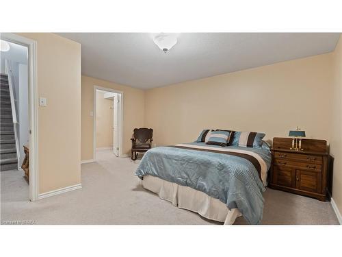 7-24 Griffiths Drive, Paris, ON - Indoor Photo Showing Bedroom