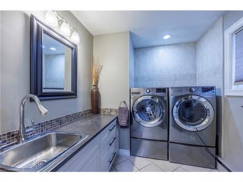 1521 2Nd Concession Road, Delhi, ON - Indoor Photo Showing Laundry Room