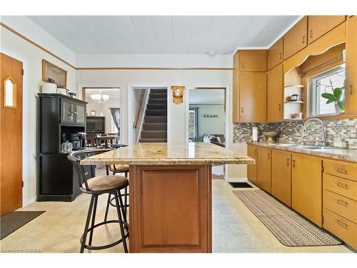 1996 Brantford Rd 4 Road, Vanessa, ON - Indoor Photo Showing Kitchen