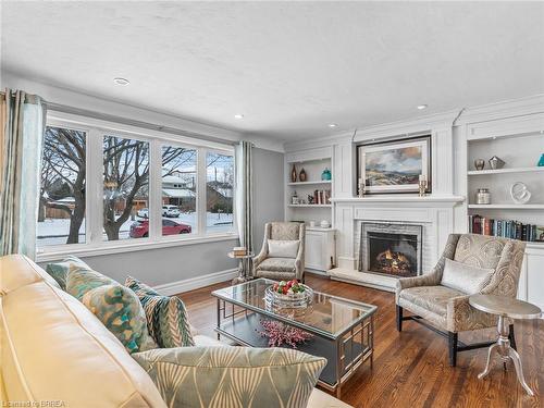 1103 Marley Crescent, Burlington, ON - Indoor Photo Showing Living Room With Fireplace