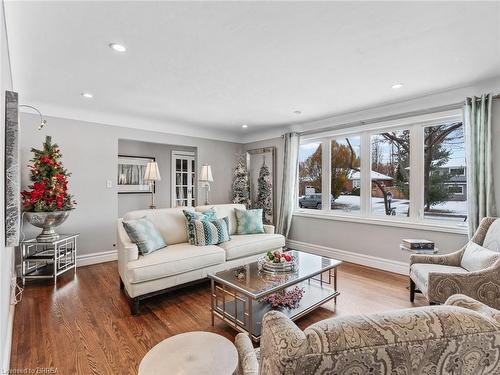 1103 Marley Crescent, Burlington, ON - Indoor Photo Showing Living Room