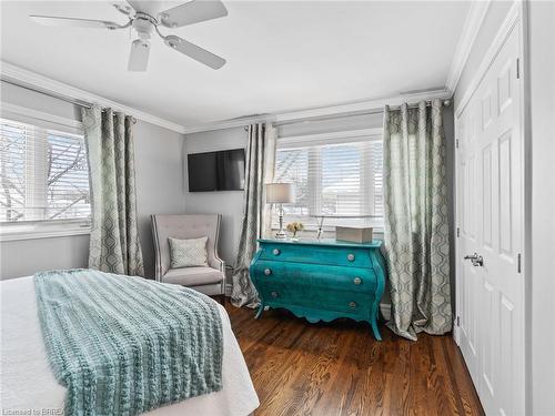 1103 Marley Crescent, Burlington, ON - Indoor Photo Showing Bedroom