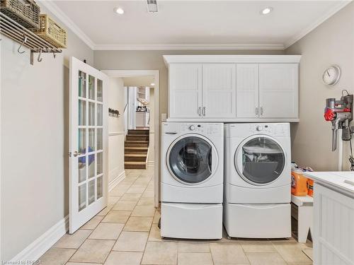 1103 Marley Crescent, Burlington, ON - Indoor Photo Showing Laundry Room