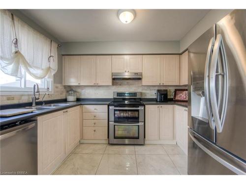 16 Mcguiness Drive, Brantford, ON - Indoor Photo Showing Kitchen With Double Sink