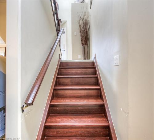 16 Mcguiness Drive, Brantford, ON - Indoor Photo Showing Other Room