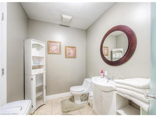 16 Mcguiness Drive, Brantford, ON - Indoor Photo Showing Bathroom