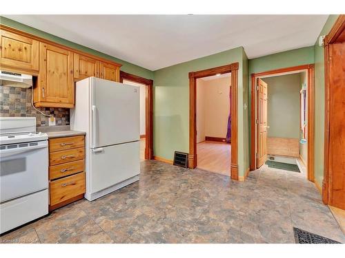 12 Emilie Street, Brantford, ON - Indoor Photo Showing Kitchen