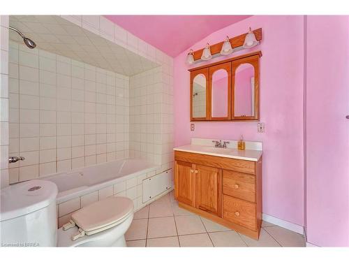 12 Emilie Street, Brantford, ON - Indoor Photo Showing Bathroom