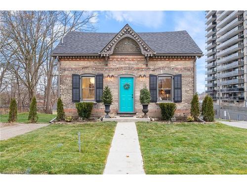 53 Charlotte Street, Brantford, ON - Outdoor With Facade