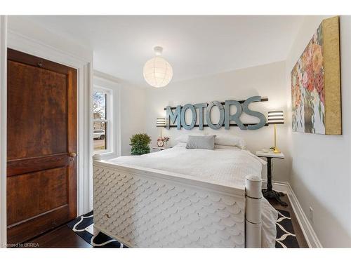 53 Charlotte Street, Brantford, ON - Indoor Photo Showing Bedroom