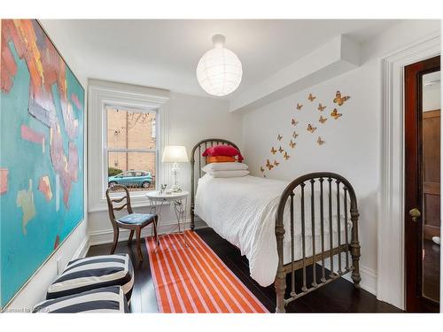 53 Charlotte Street, Brantford, ON - Indoor Photo Showing Bedroom