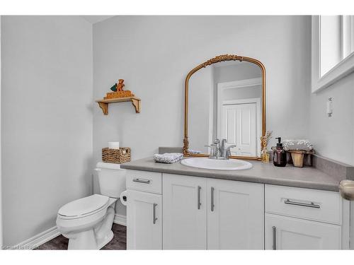 189 Grove Street, Simcoe, ON - Indoor Photo Showing Bathroom