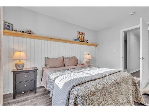 189 Grove Street, Simcoe, ON - Indoor Photo Showing Bedroom