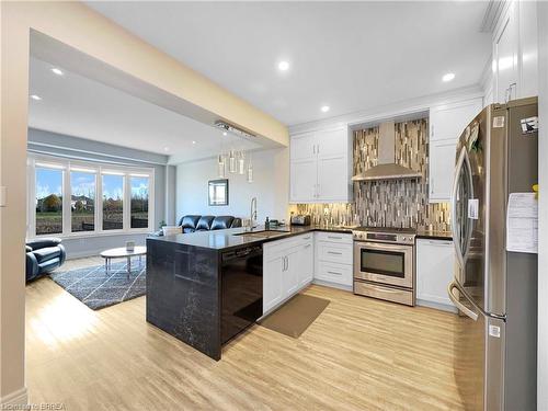 4148 Rawlins Common, Burlington, ON - Indoor Photo Showing Kitchen With Stainless Steel Kitchen With Upgraded Kitchen