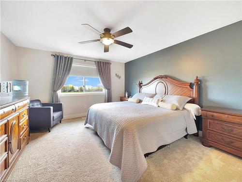 4148 Rawlins Common, Burlington, ON - Indoor Photo Showing Bedroom