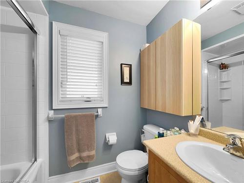 4148 Rawlins Common, Burlington, ON - Indoor Photo Showing Bathroom