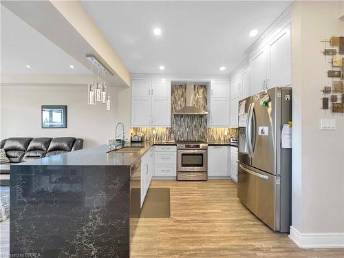 4148 Rawlins Common, Burlington, ON - Indoor Photo Showing Kitchen With Stainless Steel Kitchen With Upgraded Kitchen