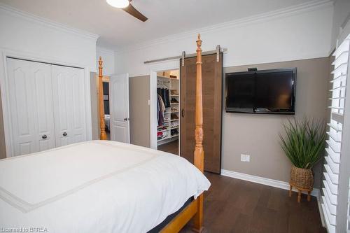 15 Burton Avenue, Mount Pleasant, ON - Indoor Photo Showing Bedroom