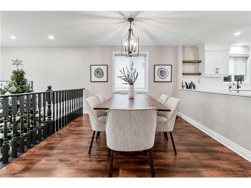 89 Court Drive, Paris, ON - Indoor Photo Showing Dining Room