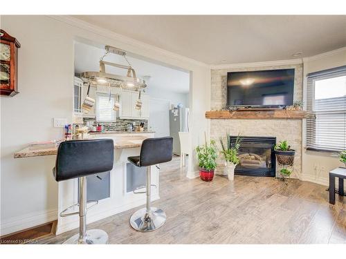 40 Division Street, Brantford, ON - Indoor Photo Showing Living Room With Fireplace