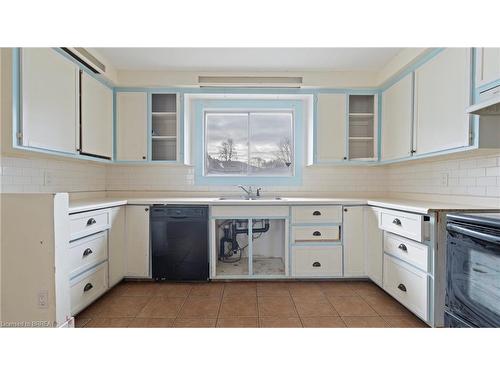 311 Sheridan Street, Brantford, ON - Indoor Photo Showing Kitchen