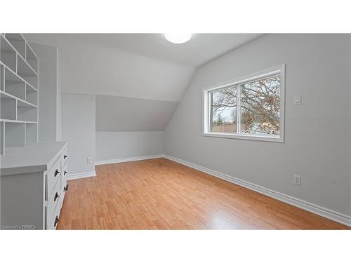 311 Sheridan Street, Brantford, ON - Indoor Photo Showing Other Room