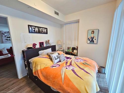 802-50 Ordnance Street, Toronto, ON - Indoor Photo Showing Bedroom