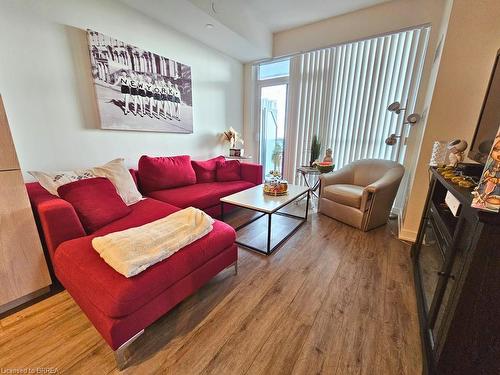 802-50 Ordnance Street, Toronto, ON - Indoor Photo Showing Living Room