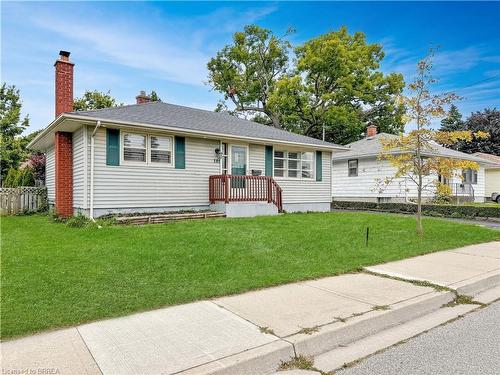 101 Ninth Avenue, Brantford, ON - Outdoor