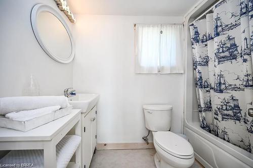 57 Erie Boulevard, Long Point, ON - Indoor Photo Showing Bathroom