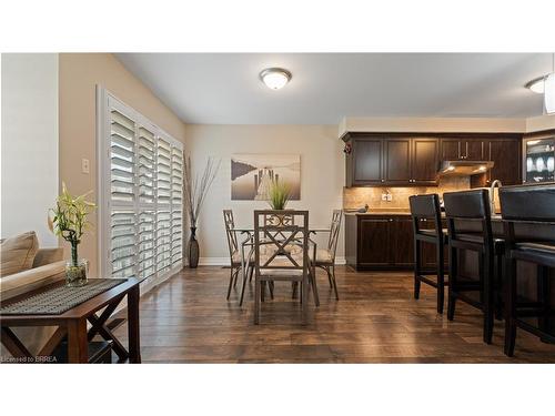 45 Waldie Crescent, Brantford, ON - Indoor Photo Showing Dining Room