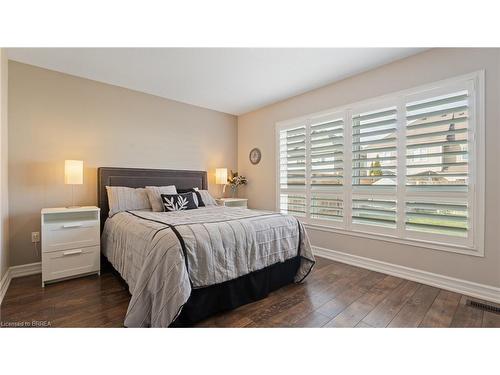 45 Waldie Crescent, Brantford, ON - Indoor Photo Showing Bedroom