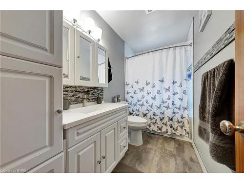 12 Allwood Street, Brantford, ON - Indoor Photo Showing Bathroom