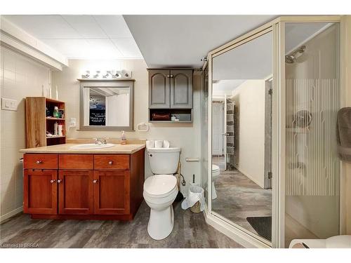 12 Allwood Street, Brantford, ON - Indoor Photo Showing Bathroom