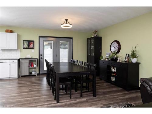 399 Pleasant Ridge Road, Brantford, ON - Indoor Photo Showing Dining Room