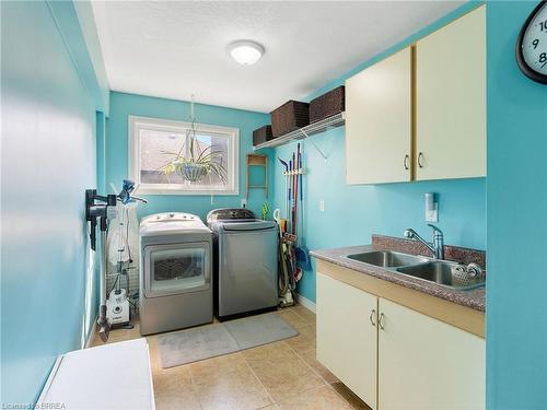 268 German School Road, Paris, ON - Indoor Photo Showing Laundry Room