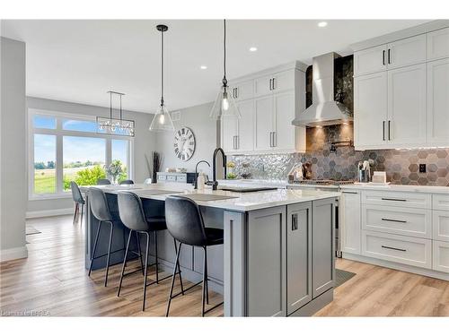 14 Hudson Drive, Brantford, ON - Indoor Photo Showing Kitchen With Upgraded Kitchen