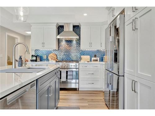 14 Hudson Drive, Brantford, ON - Indoor Photo Showing Kitchen With Upgraded Kitchen