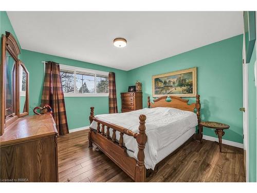 45 Marvin Avenue, Brantford, ON - Indoor Photo Showing Bedroom