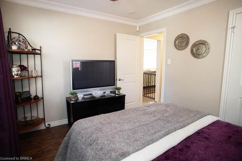 432 Nelson Street, Brantford, ON - Indoor Photo Showing Bedroom