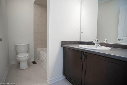 19-620 Colborne Street W, Brantford, ON - Indoor Photo Showing Bathroom