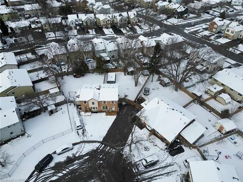 7 Fenwick Court, Brantford, ON - Outdoor With View