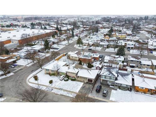 17 Shalfleet Boulevard, Brantford, ON - Outdoor With View