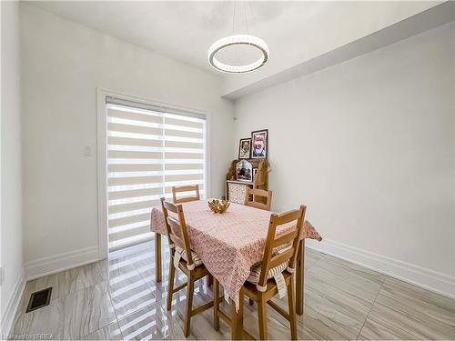 64 Macklin Street, Brantford, ON - Indoor Photo Showing Dining Room