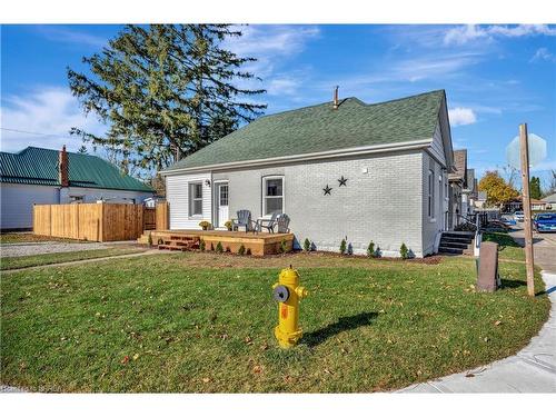 15 Gordon Street, Brantford, ON - Outdoor With Deck Patio Veranda