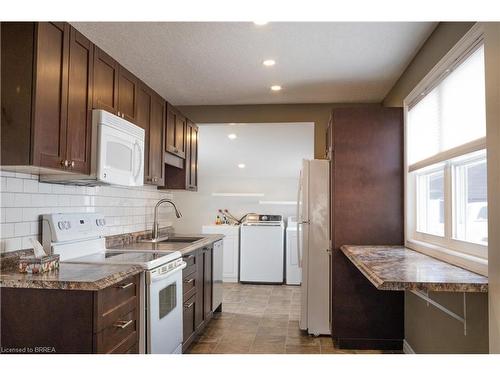 148 Wilkes Street, Brantford, ON - Indoor Photo Showing Kitchen