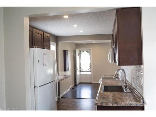 148 Wilkes Street, Brantford, ON - Indoor Photo Showing Kitchen