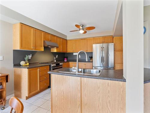 7 Moffat Court, Brantford, ON - Indoor Photo Showing Kitchen With Double Sink