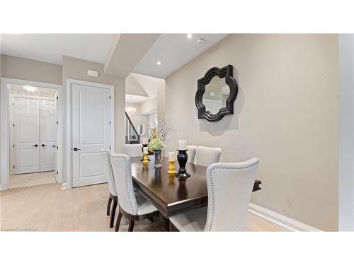 61 Swan Avenue, Fonthill, ON - Indoor Photo Showing Dining Room