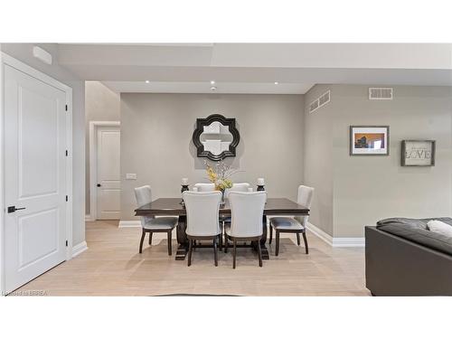 61 Swan Avenue, Fonthill, ON - Indoor Photo Showing Dining Room